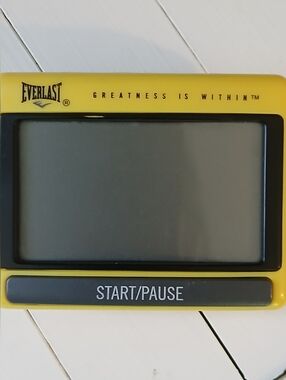 Everlast Interval Training Gym Timer Yellow Removable Belt  Clip & Magnetic Back